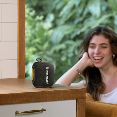 T8 Mini Przenośny głośnik plenerowy